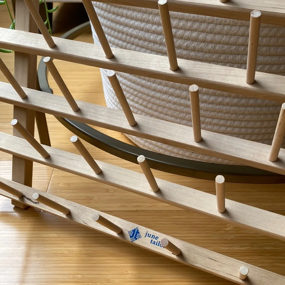 30 Spool Wooden Thread Rack / Thread Holder / Organizer - Picture 3 of 3